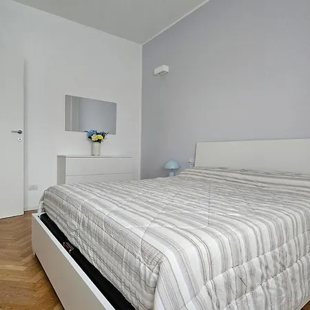 Design & Elegant 3-room Apartment *