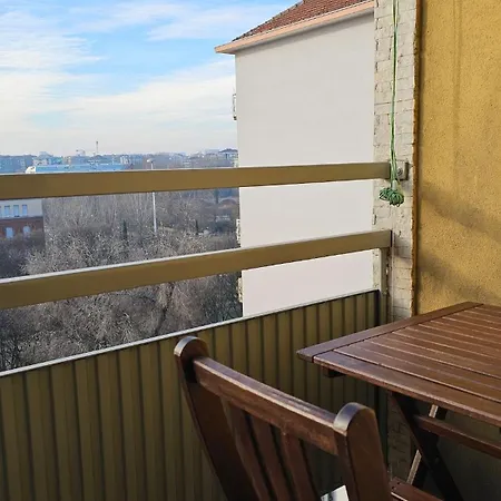 Design & Elegant 3-room Apartment Milan