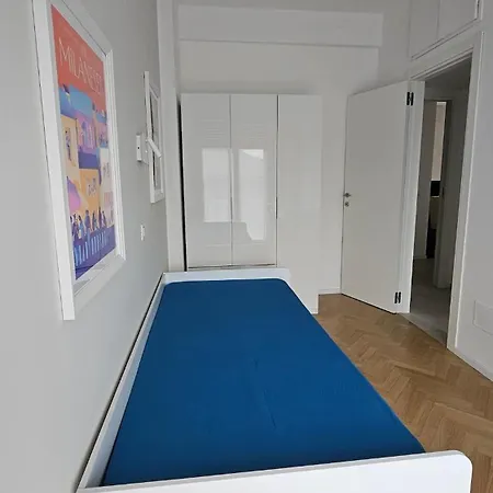 Design & Elegant 3-room Apartment *
